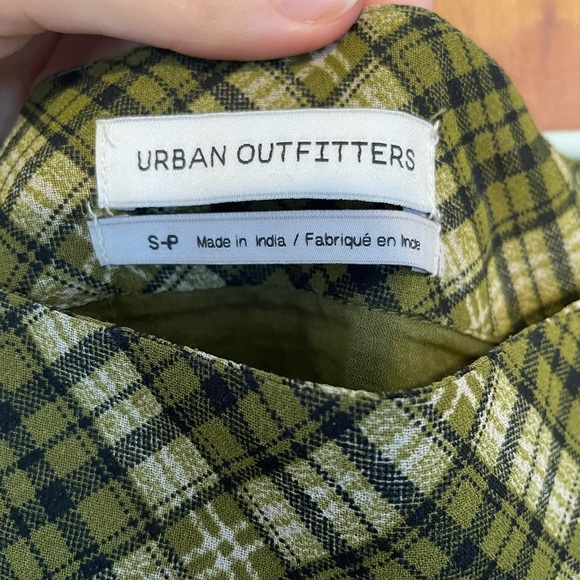 Urban outfitters circle skirt mini skirt. Size small. Gently worn. - Picture 4 of 5